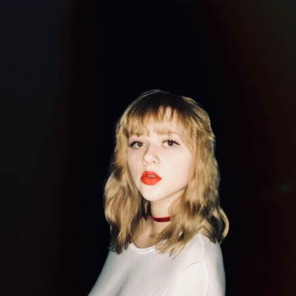 Meet your Posher, Holly